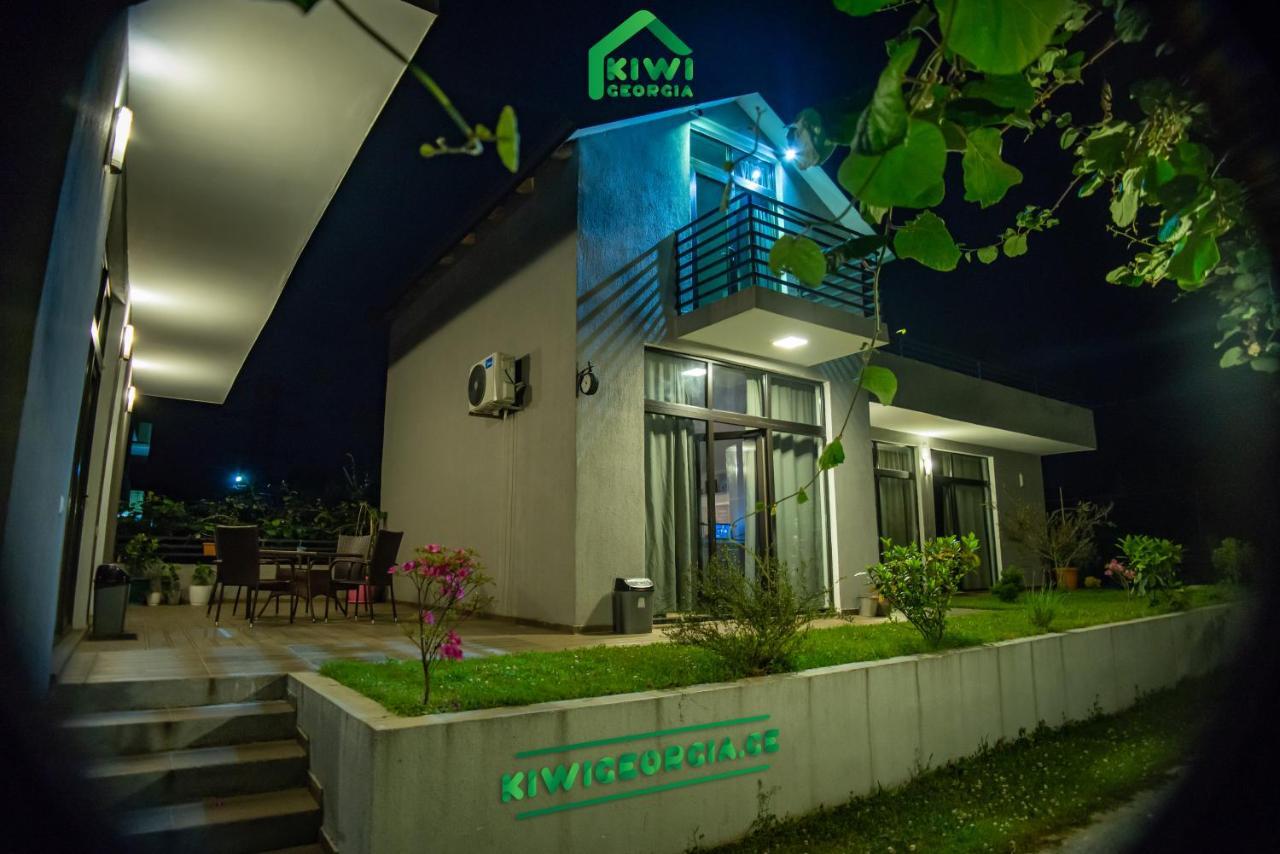 Kiwi Georgia Villa Kobuleti Eksteriør bilde