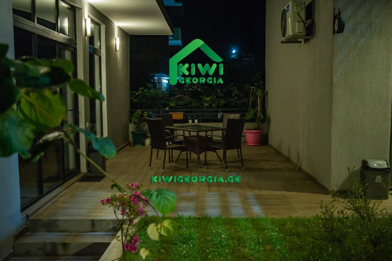 Kiwi Georgia Villa Kobuleti Eksteriør bilde
